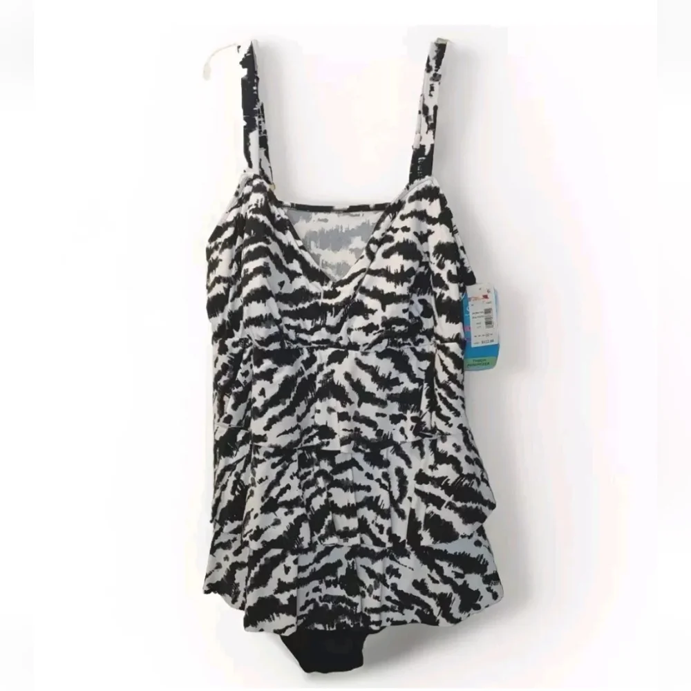 Swim Solutions Tummy Control V-neck One Pc Swimsuit Woman Plus 24W Black Tiered - Picture 3 of 11